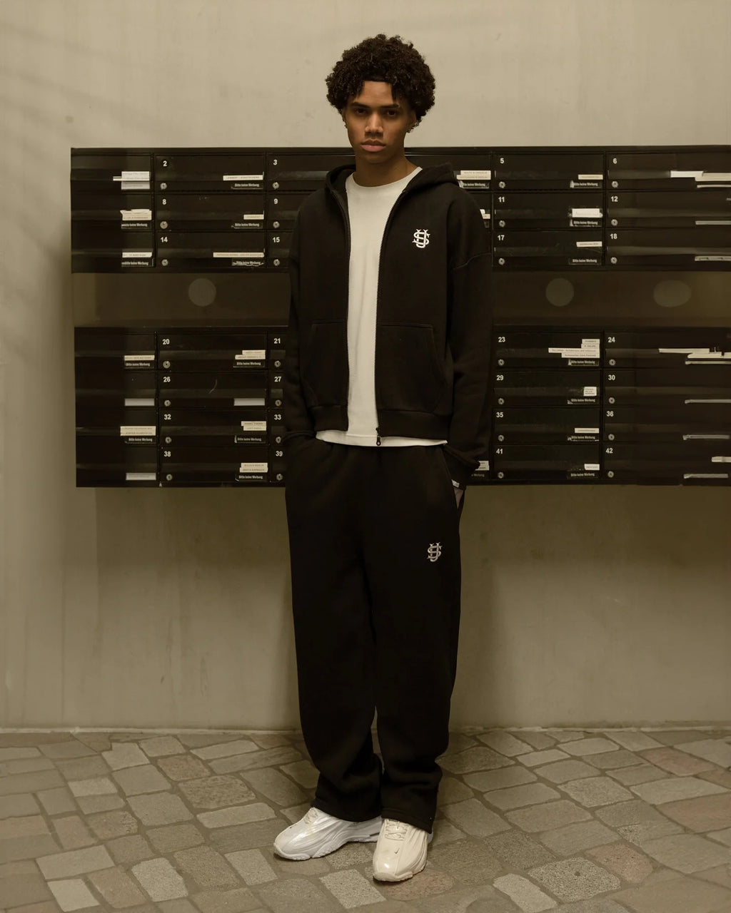 2025 Y2K Oversized Hoodie Zipper Embroidery Sweatshirt with Hood for Men and Women Harajuku Fashion Pants 2pcs Sets Sweatshirt